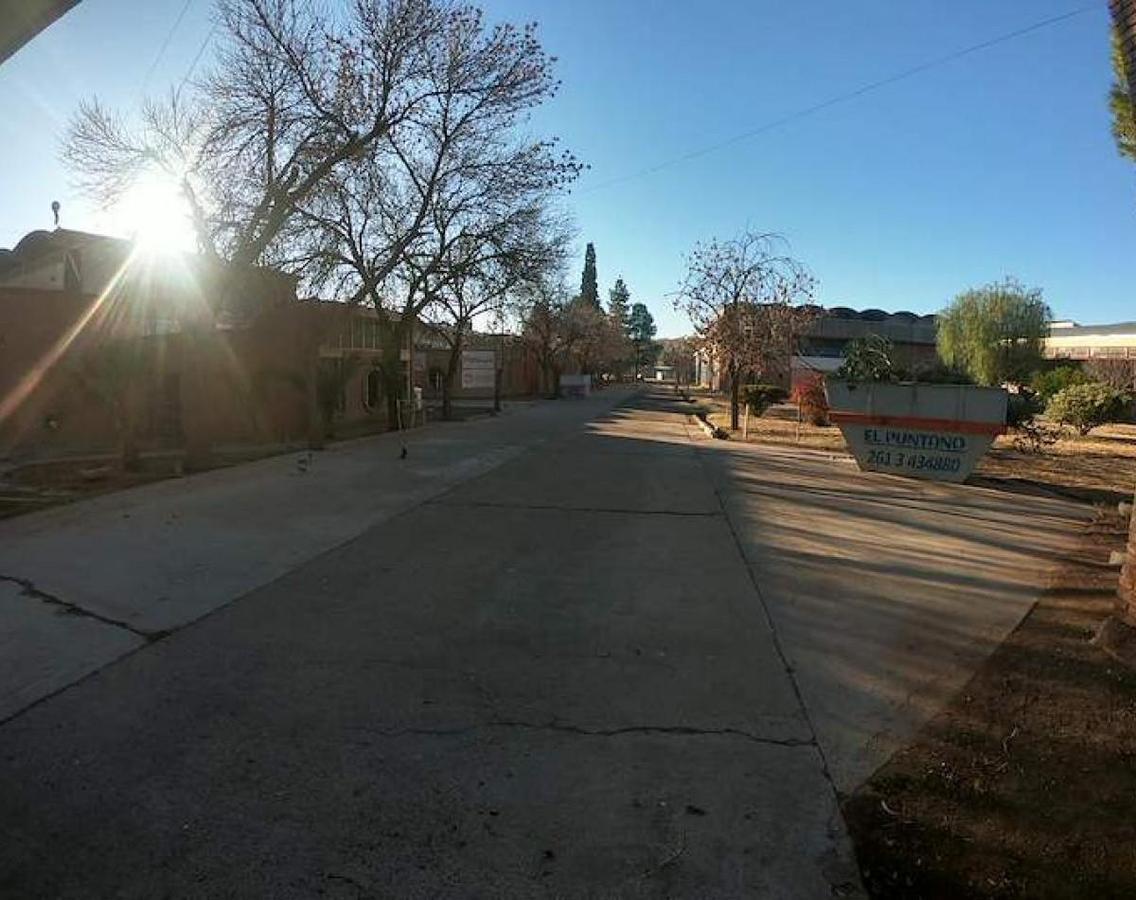 Foto de VENTA DE GALPONES CON SALONES COMERCIALES (fraccionado o completo), imagen 3