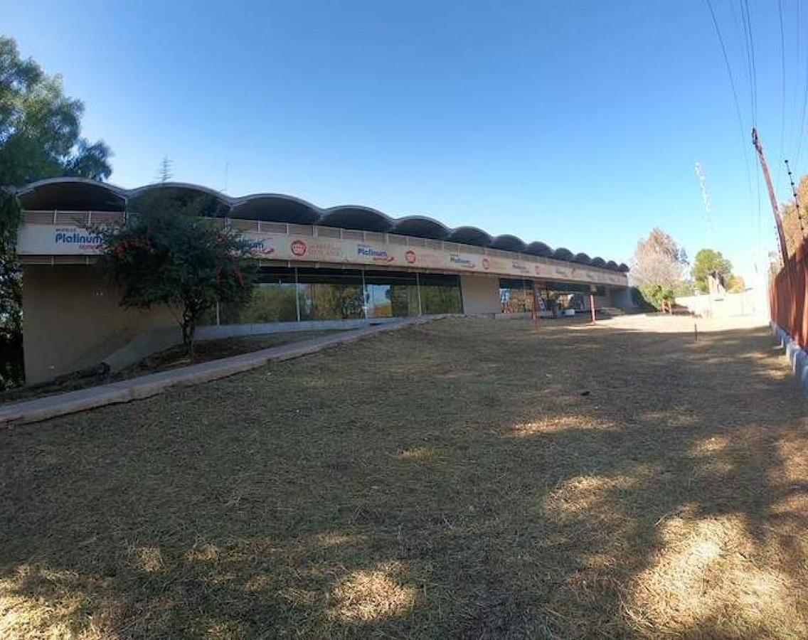Foto de VENTA DE GALPONES CON SALONES COMERCIALES (fraccionado o completo), imagen 2