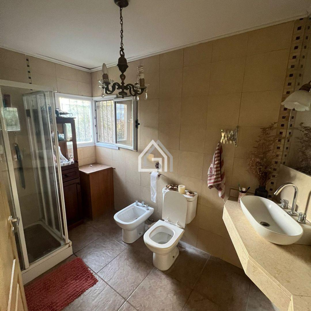 Foto de Casa en VENTA - Semicéntrica, imagen 3