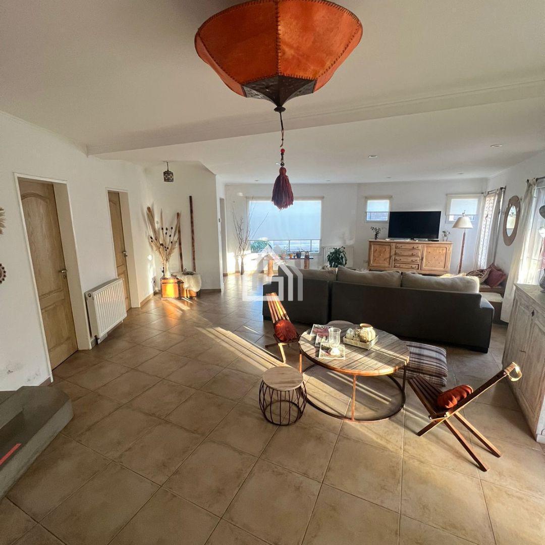 Foto de Casa en VENTA - Semicéntrica, imagen 1