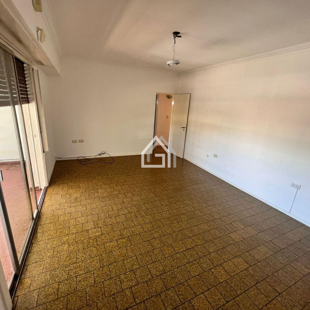 Foto de Departamento en VENTA - Av. Bolivar 100. 3 habitaciones, imagen 4
