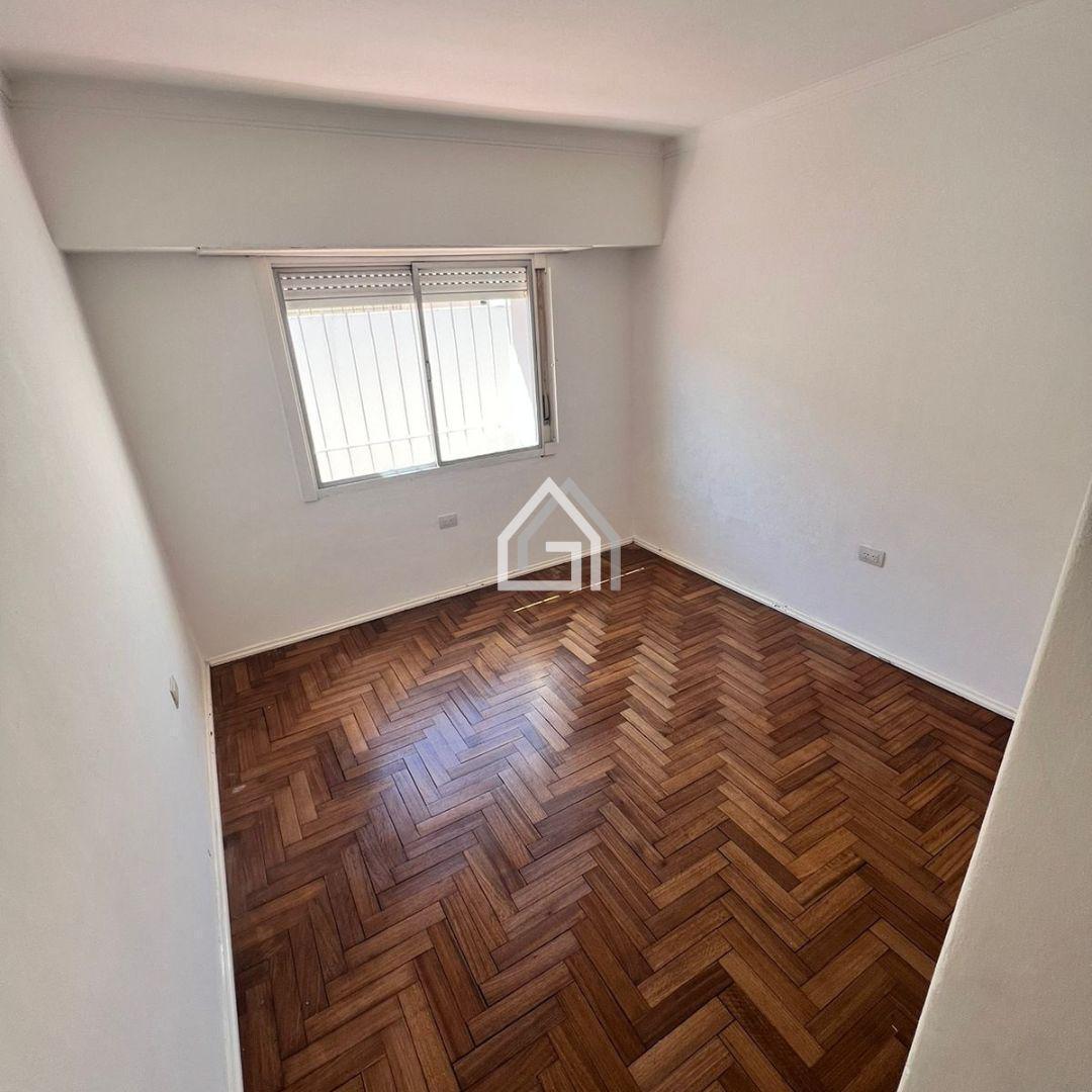 Foto de Departamento en VENTA - Av. Bolivar 100. 3 habitaciones, imagen 3