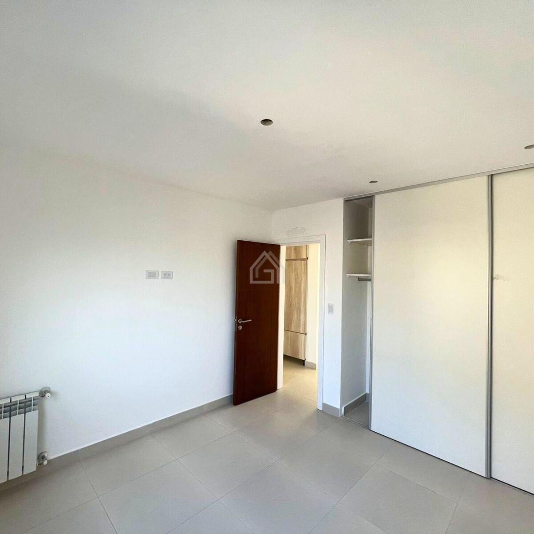 Foto de Departamentos en VENTA Chacabuco 800. 1 Dormitorio. Tandil, imagen 4