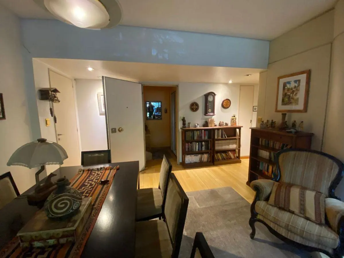 PISO COMPLETO PALIER PRIVADO, TRES DORMITORIOS, PRINCIPAL EN SUITE, COCHERA, DEPENDENCIA DE SERVICIO 5