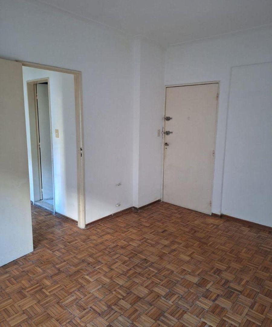 Foto de LINDISIMO DOS AMBIENTES AL FRENTE EN ESQUINA, LUZ Y SOL, LIVING Y DORM, imagen 5