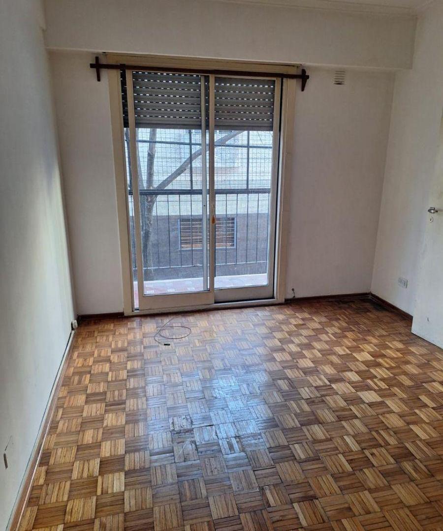Foto de LINDISIMO DOS AMBIENTES AL FRENTE EN ESQUINA, LUZ Y SOL, LIVING Y DORM, imagen 3