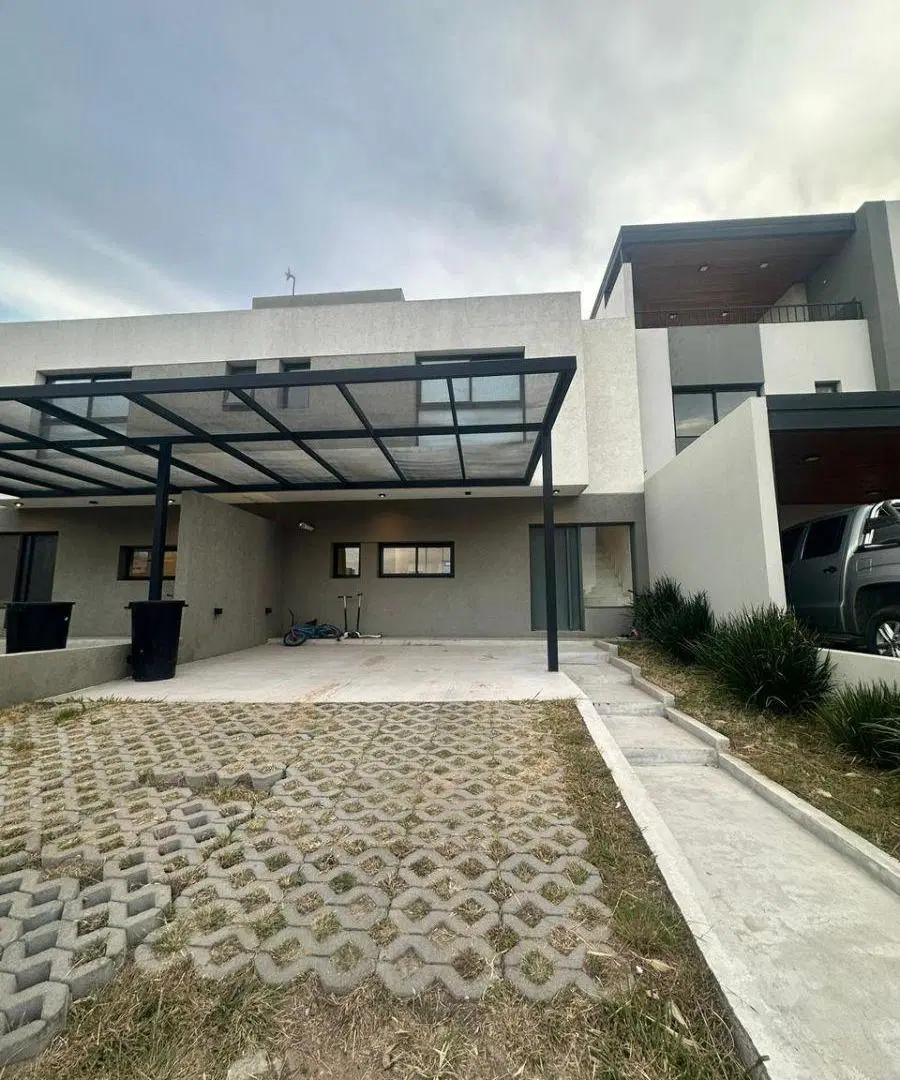 Alquiler duplex de 3 dormitorios en Manantiales II, Terrazas. 2