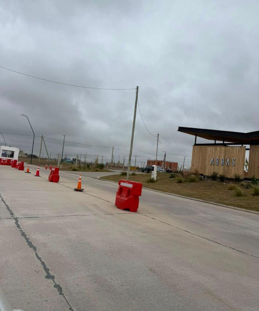 Foto de Venta Lote Apto duplex, Abras de Manantiales, imagen 2