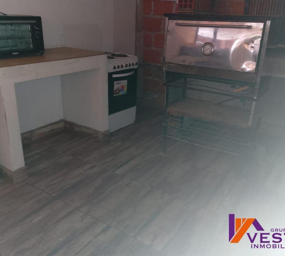 Oportunidad Venta 5 Departamentos + Salon de Fiesta Ideal 3