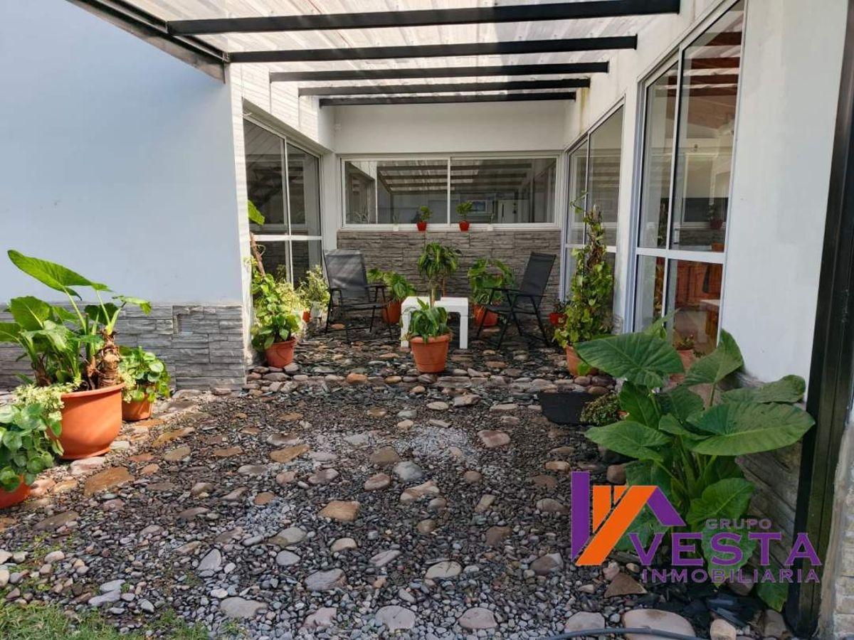 Foto de SOLARES DE ORTIZ-Casa-venta-4 dormitorios-piscina-La silleta- Rosario, imagen 5