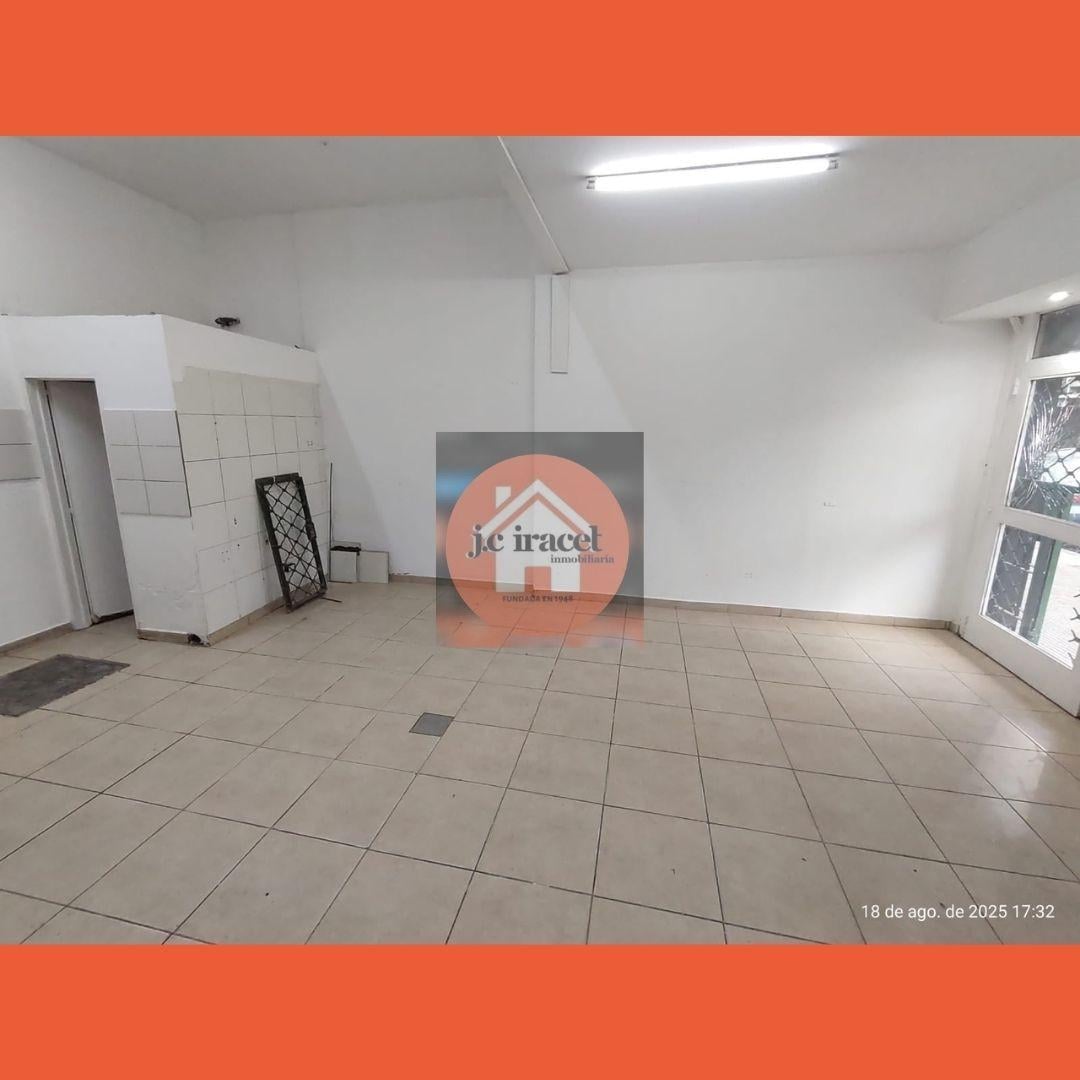 Foto de Nuevo local comercial en ESQUINA, Mendez de andes 1798, imagen 4