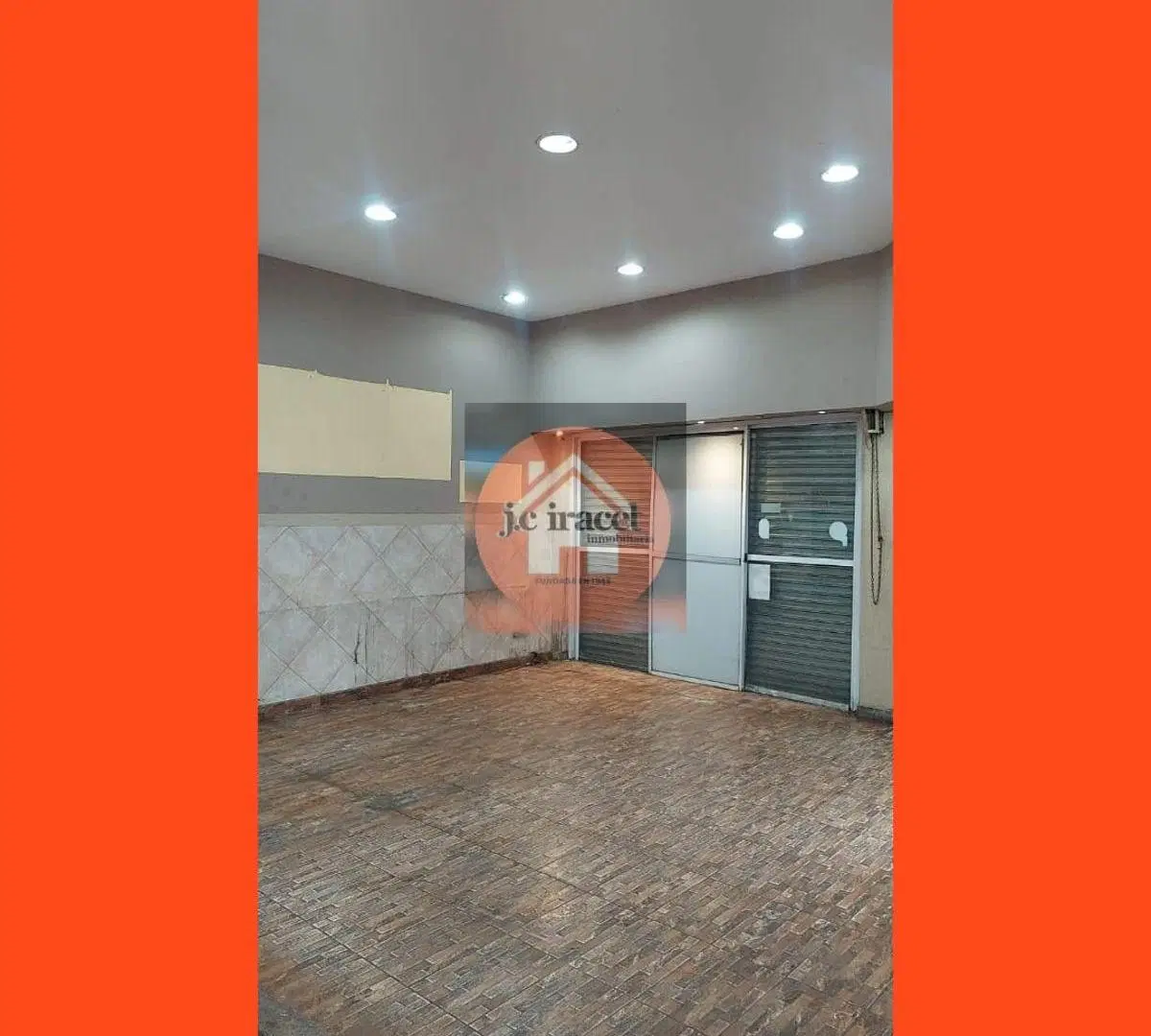 OPORTUNIDAD Local en ESQUINA sobre chavarria y santa cruz!!!1 4