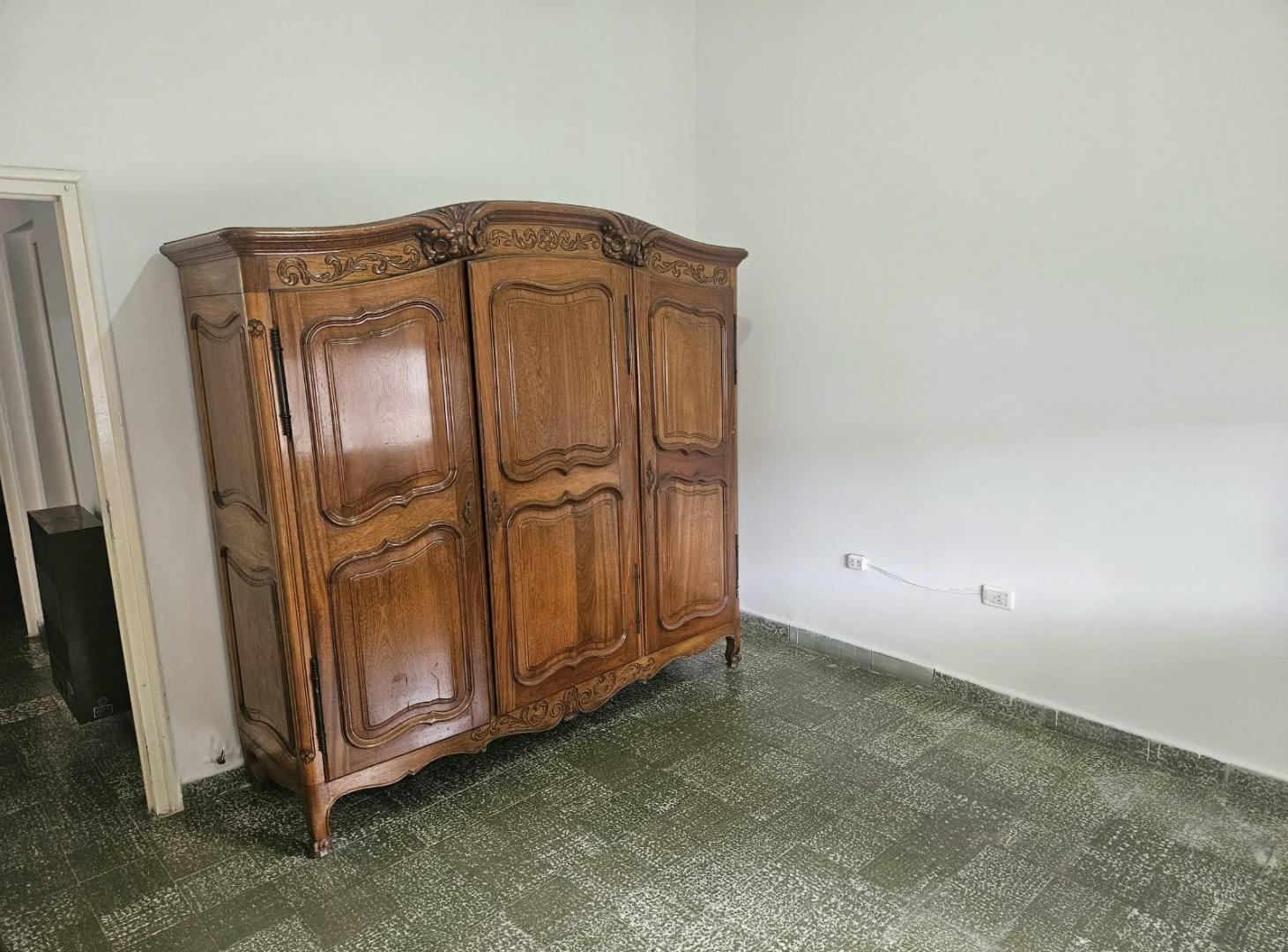 Foto de Alquilo Casa B Puyrredon a media cuadra de Av. Patria, imagen 3