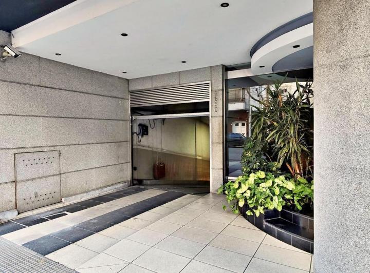 Alquiler – Departamento amoblado exclusivo 2 amb c/ balcón aterrazado, jacuzzi y parrilla 2