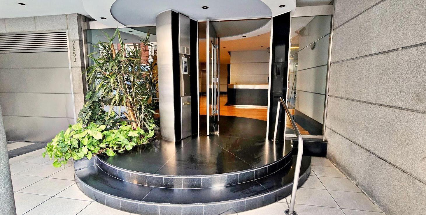 Foto de Alquiler temporario – Departamento amoblado exclusivo 2 amb c/ balcón, imagen 3