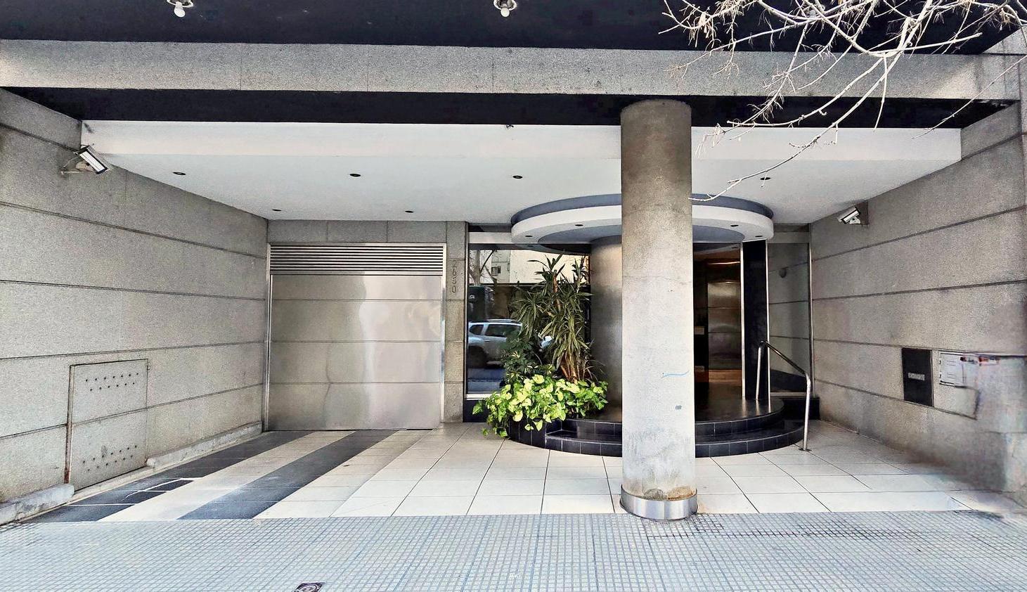 Foto de Alquiler temporario – Departamento amoblado exclusivo 2 amb c/ balcón, imagen 3