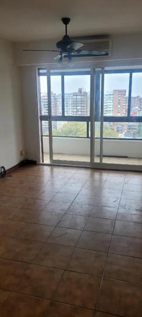 Departamento impecable con excelentes vistas 1