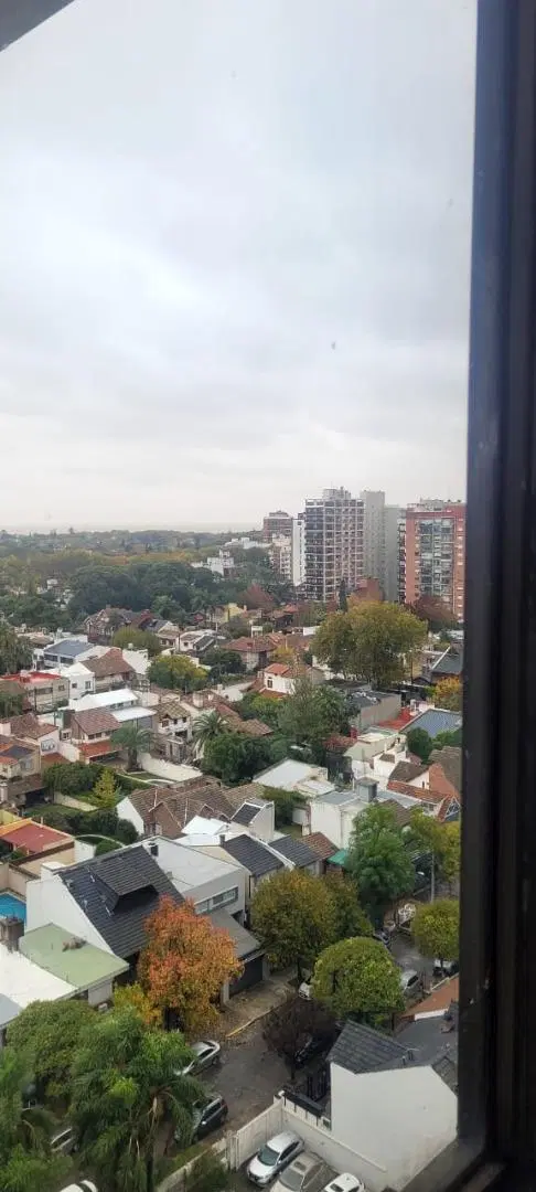 Departamento impecable con excelentes vistas 2