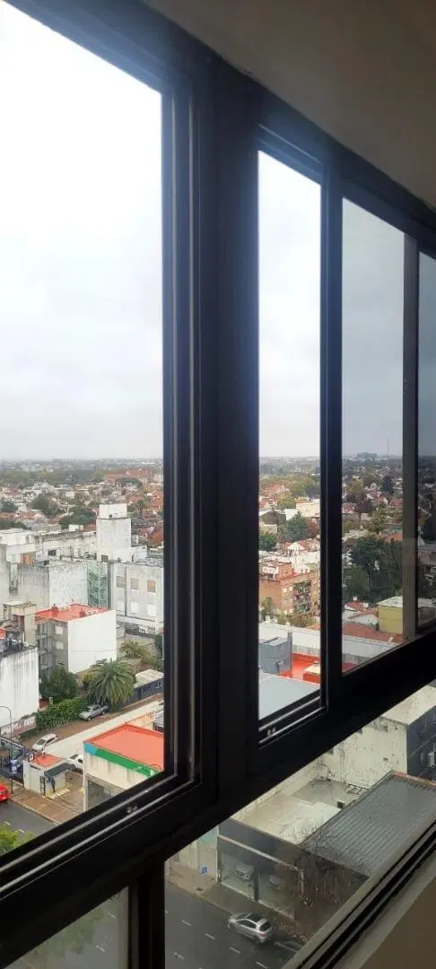 Departamento impecable con excelentes vistas 8