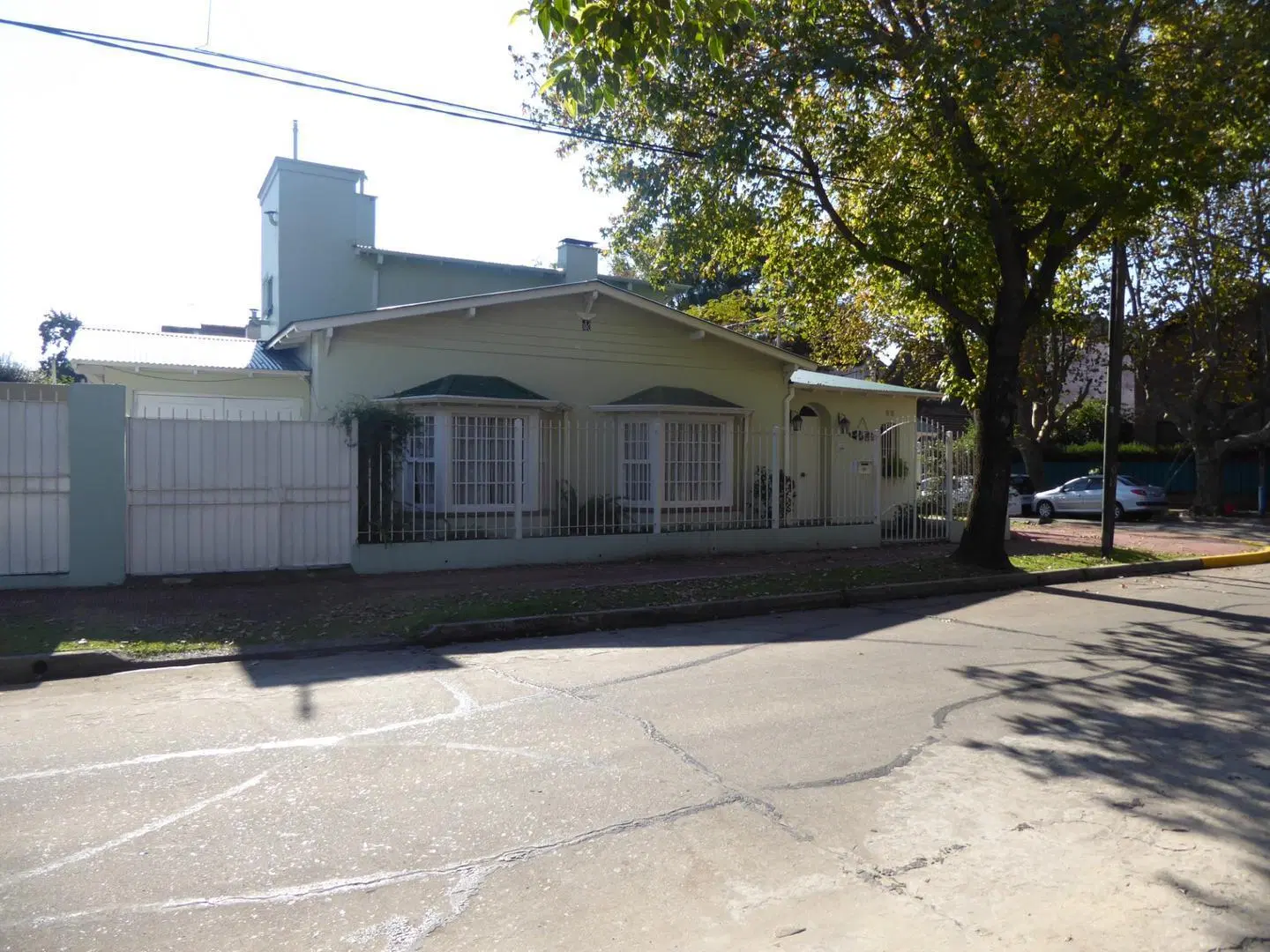 Casa muy buena excelente ubicación 2