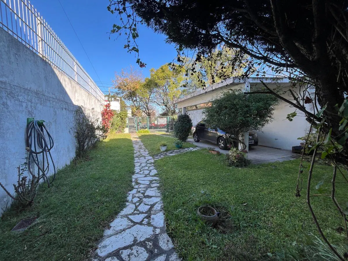San Isidro .Inmueble con gran potencial para uso corporativo, administrativo o comercial. 2
