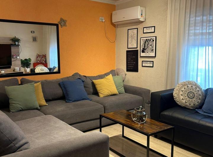 OPORTUNIDAD con Escritura!! DOS DORMITORIOS con BALCON! B ALBERDI