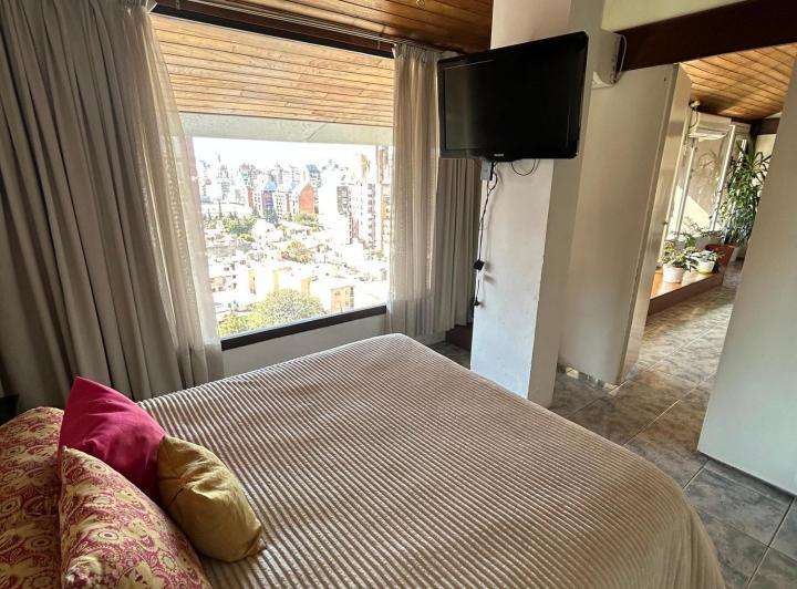 VENTA - DOS DORMITORIOS C  BALCON COCHERA  ESCRITURA - NUEVA CORDOBA 5
