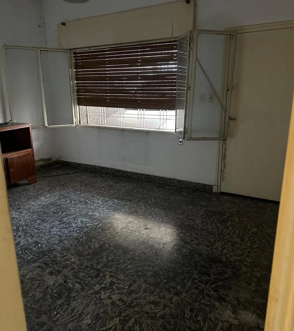 OPORTUNIDAD VENDO CASA ANTIGUA -IDEAL PARA VIVIENDA FAMILIAR O INVERSION COMERCIAL 5