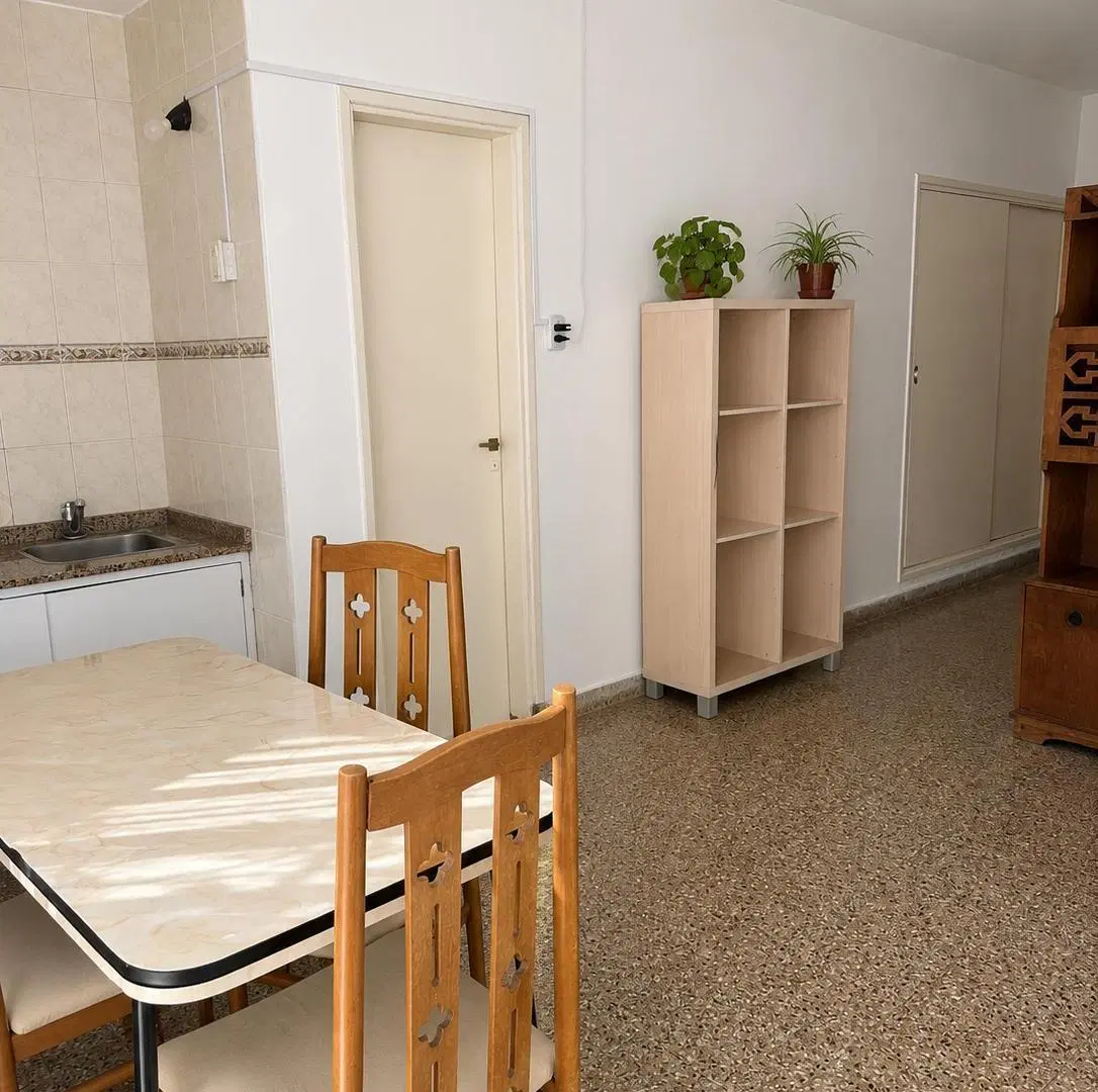 en venta MONOAMBIENTE en pleno CENTRO de CARLOS PAZ - ESCRITURA INMEDIATA 2