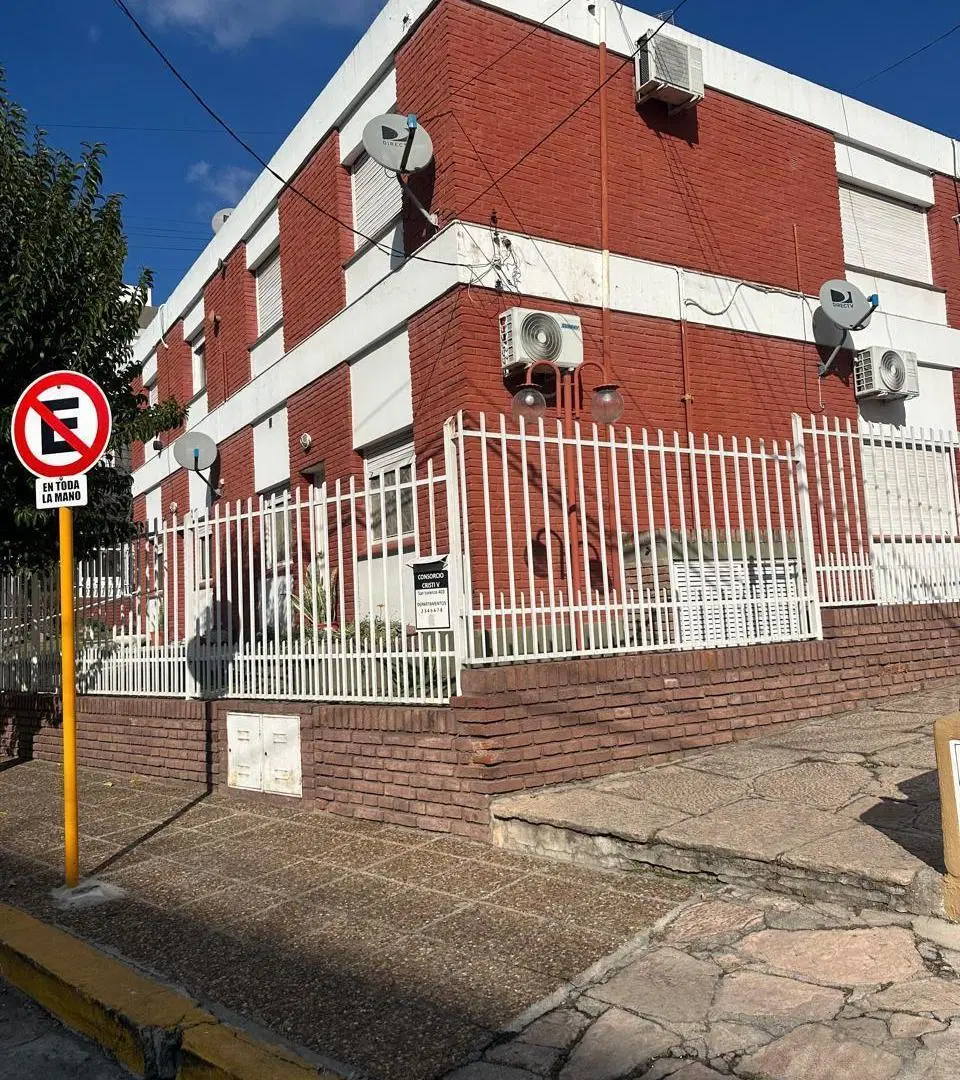 en venta MONOAMBIENTE en pleno CENTRO de CARLOS PAZ - ESCRITURA INMEDIATA 1