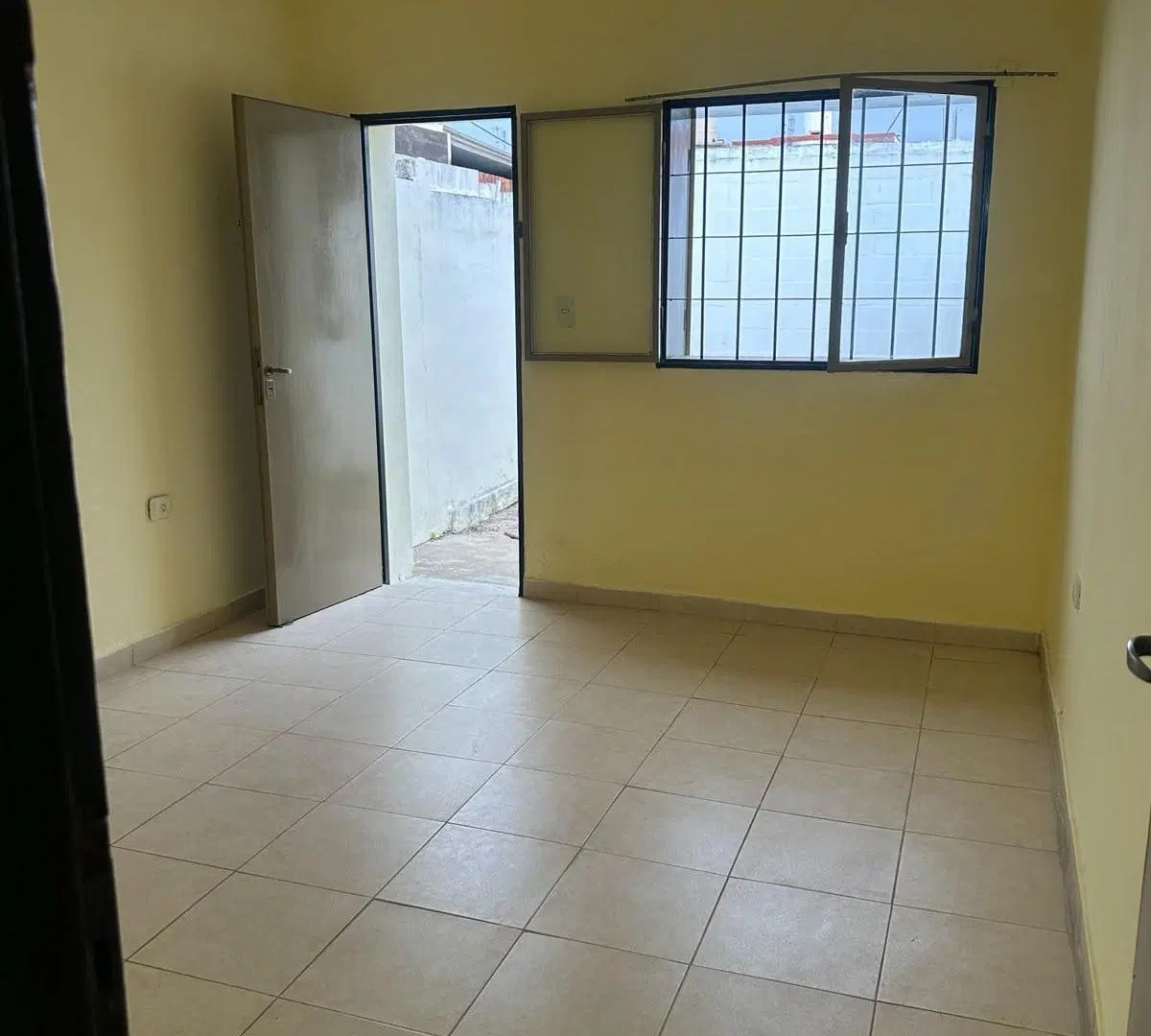DOS DORMITORIOS CON PATIO - ALTO ALBERDI 5