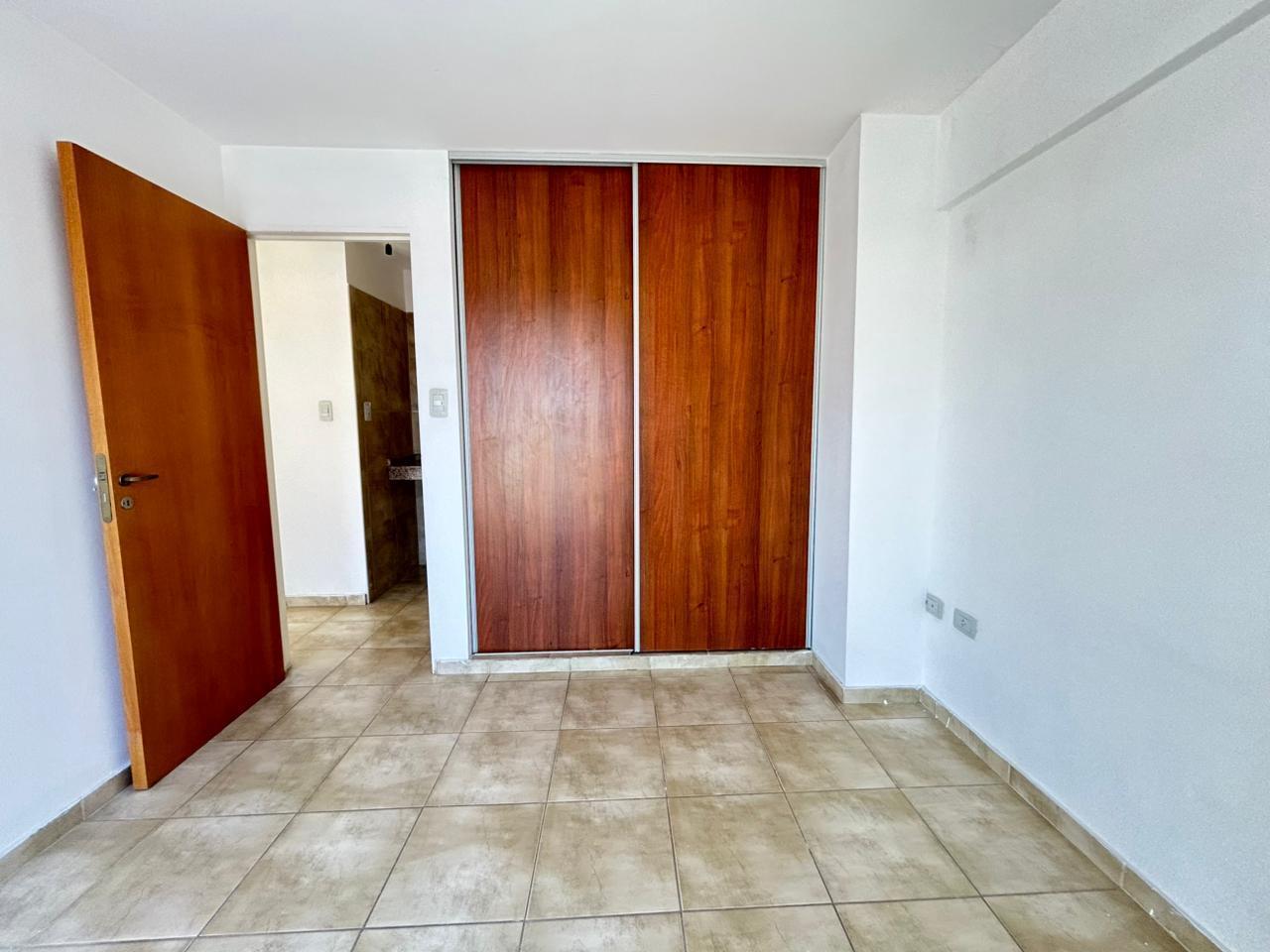 Foto de EN VENTA - DOS DORMITORIOS CON BALCON TERRAZA PROPIA - PROVIDENCIA, imagen 2