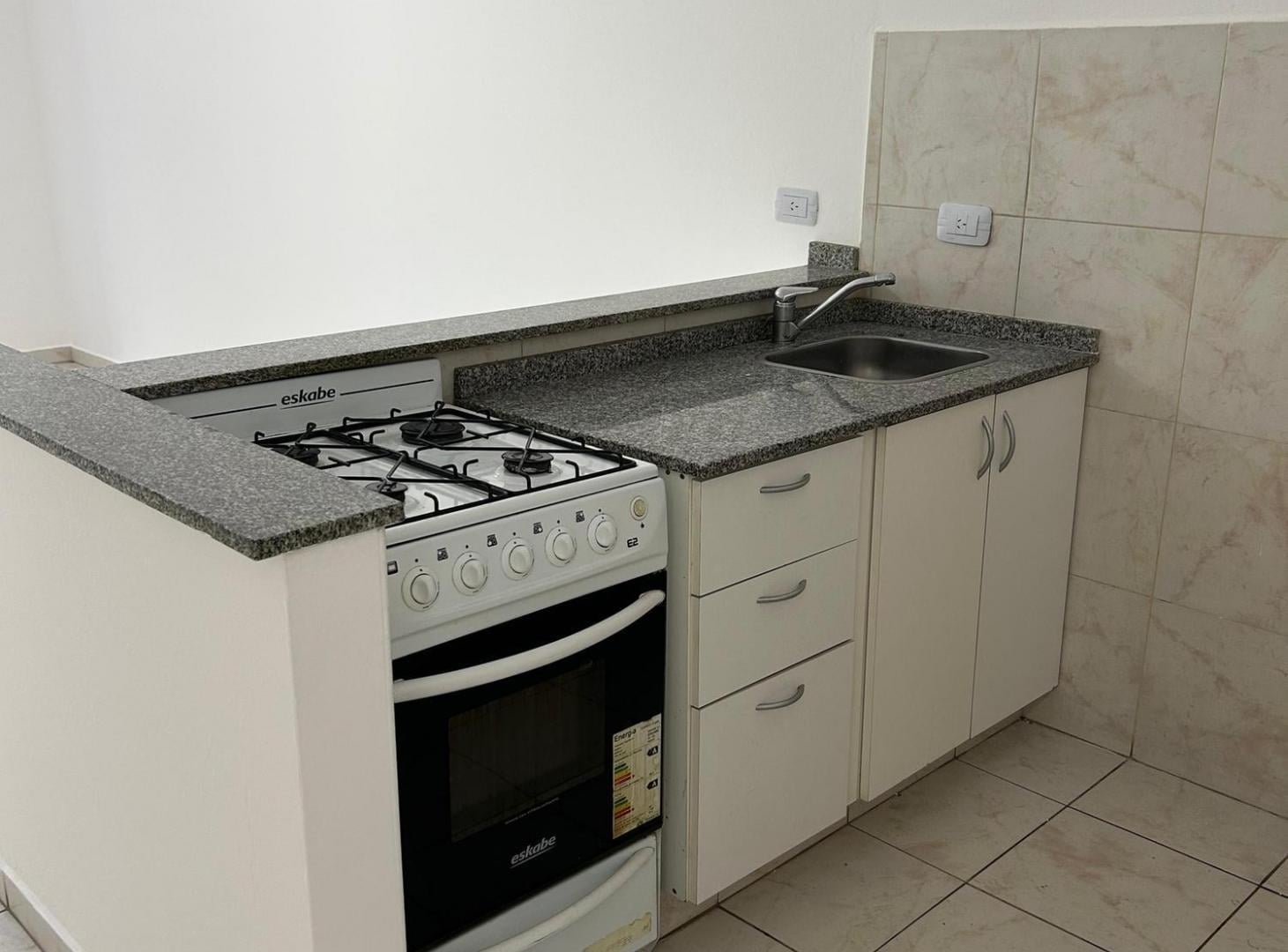 Foto de en ALQUILER departamento de UN DORMITORIO con BALCON - ALTA CORDOBA, imagen 4