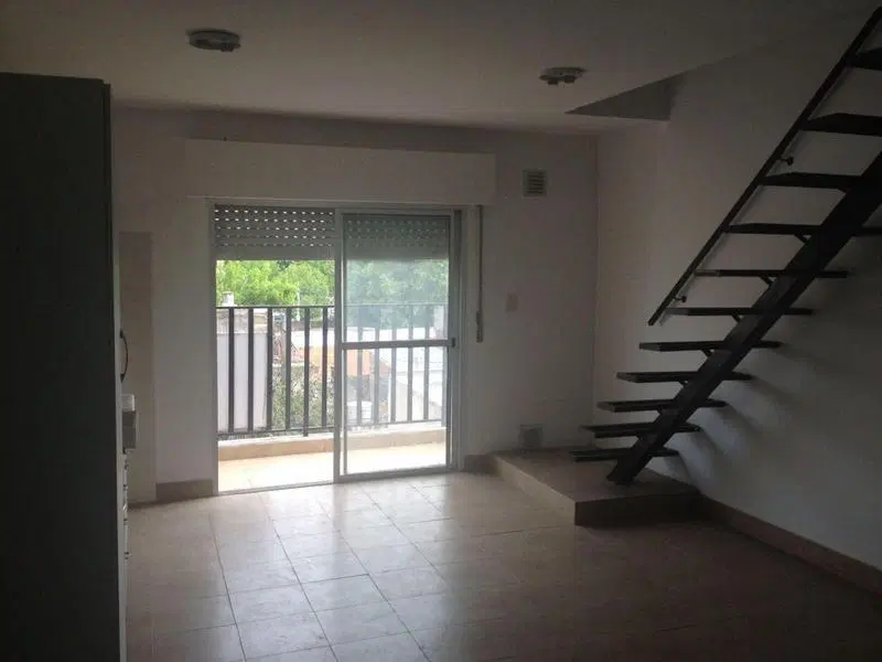 Departamento 1 dormitorio. Duplex, externo. 4