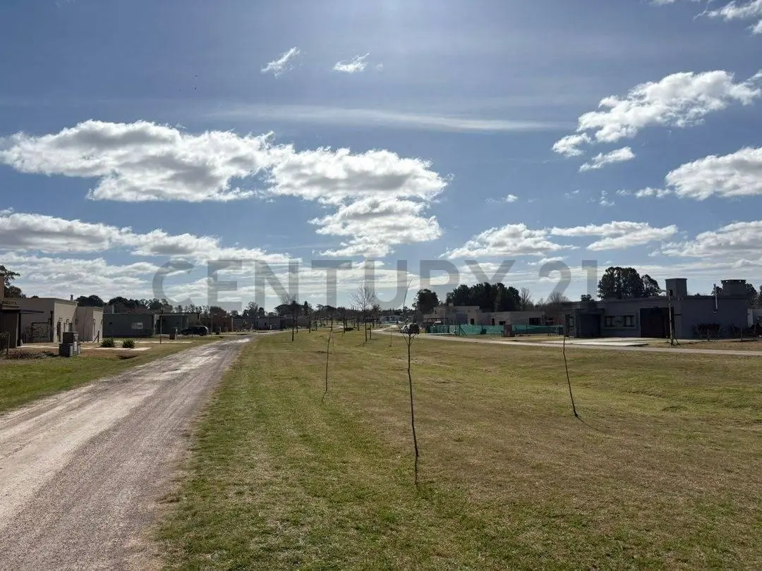 VENTA LOTE BARRIO LAS CALANDRIAS 15.000 + CUOTAS 5