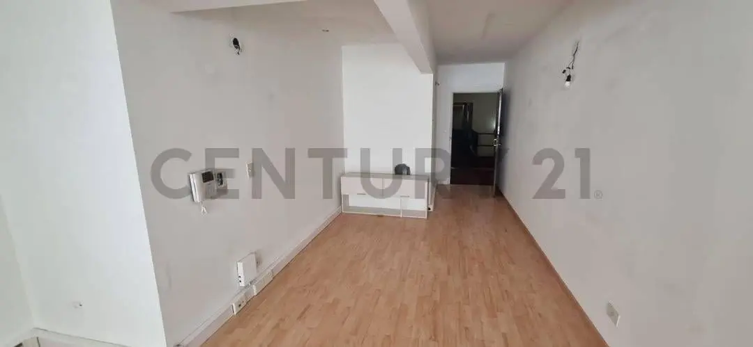 BARRIO NORTE - VENTA OFICINA 5
