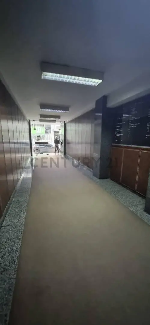 BARRIO NORTE - VENTA OFICINA 4