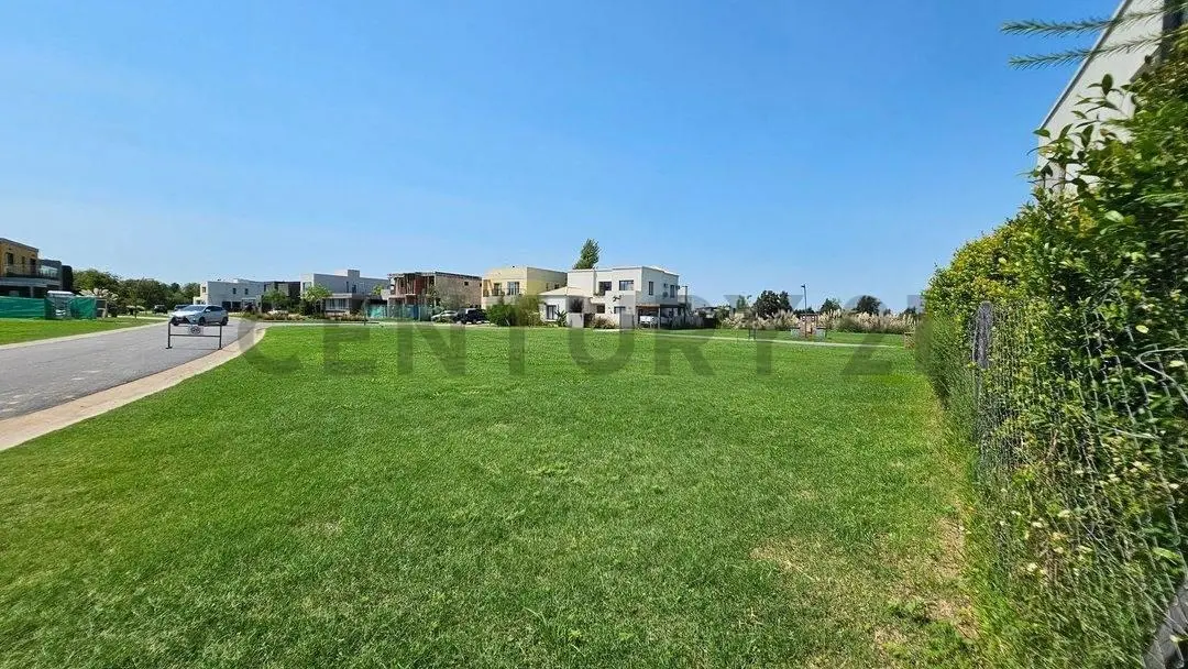 Terreno en venta con amarra Nautico el Canal 4