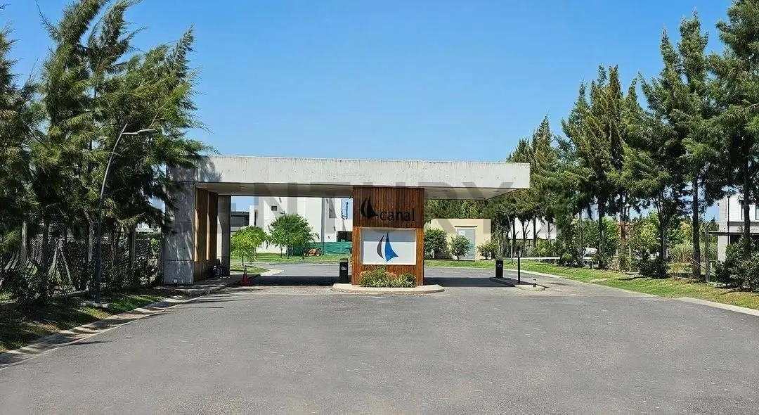 Terreno en venta con amarra Nautico el Canal 7