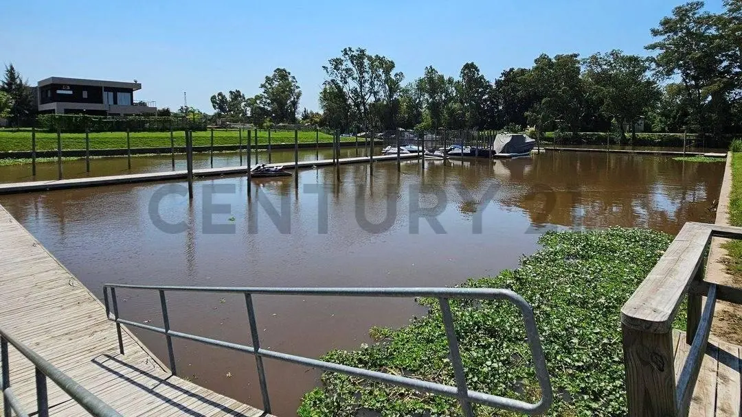 Terreno en venta con amarra Nautico el Canal 3