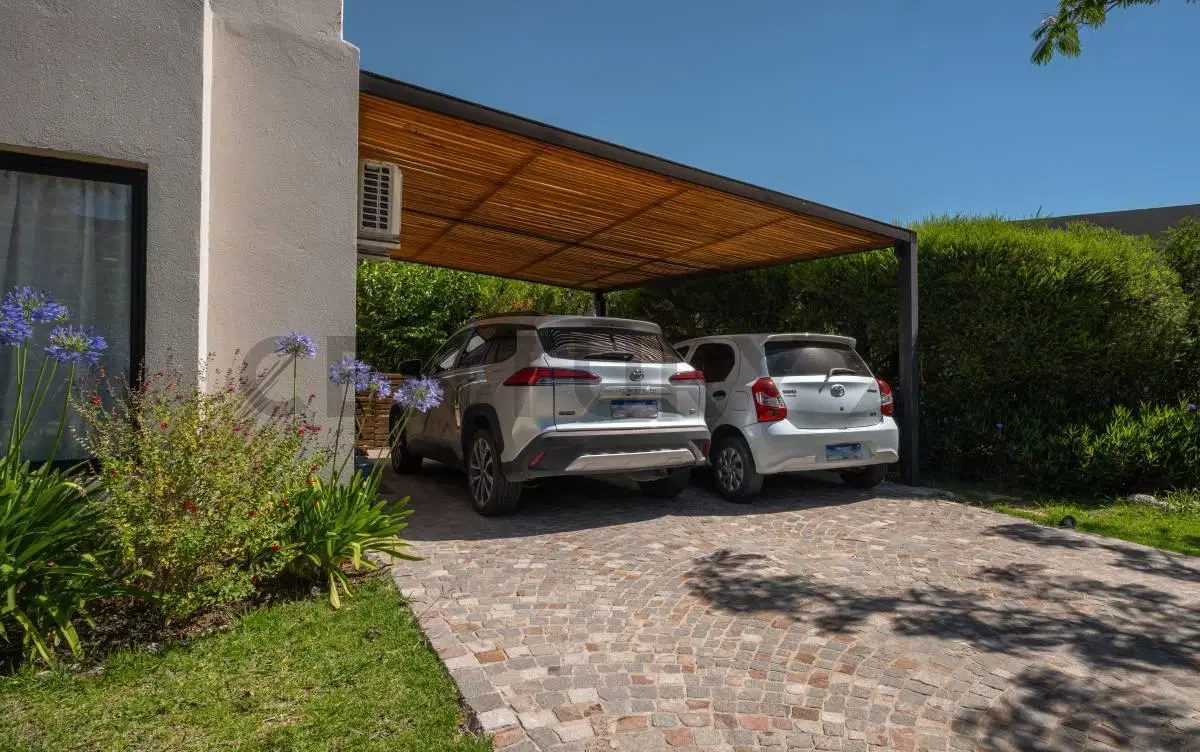 “Casa apto crédito con pileta en San Agustín – Villanueva” 4