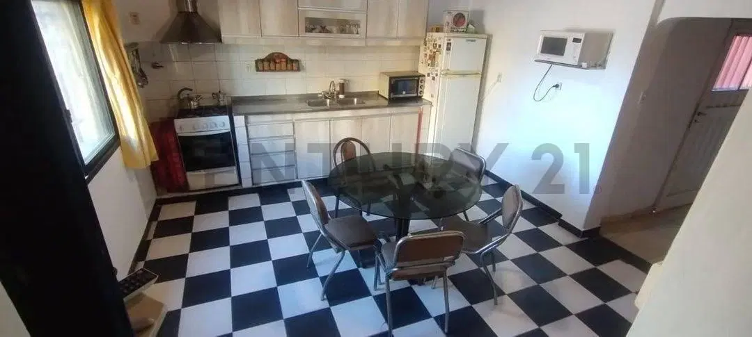 VENTA DE PH 4 AMBIENTES CON TERRAZA JOSE LEON SUAREZ 4