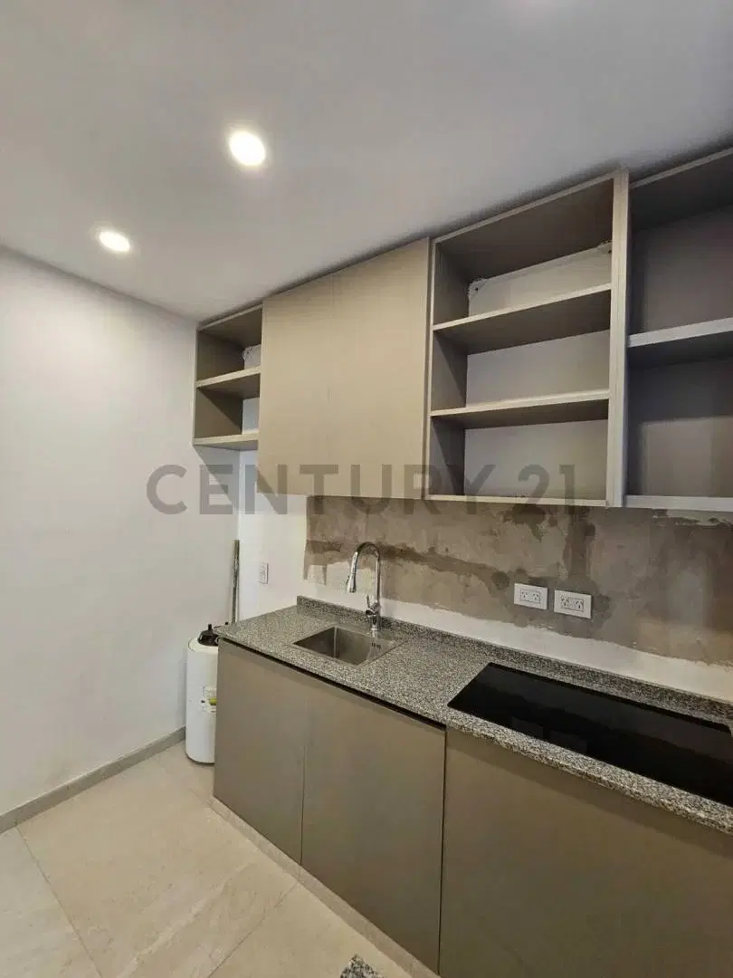 PH 3 ambientes con balcon en excelente ubicación 4