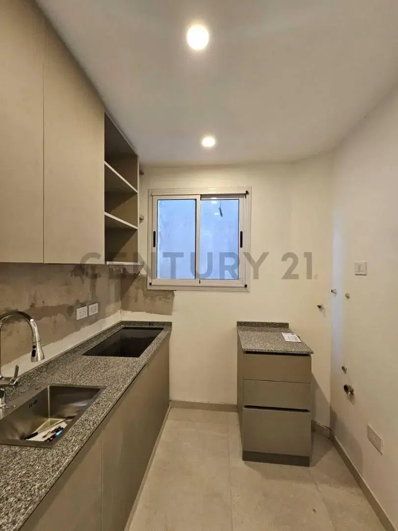 PH 3 ambientes con balcon en excelente ubicación 3