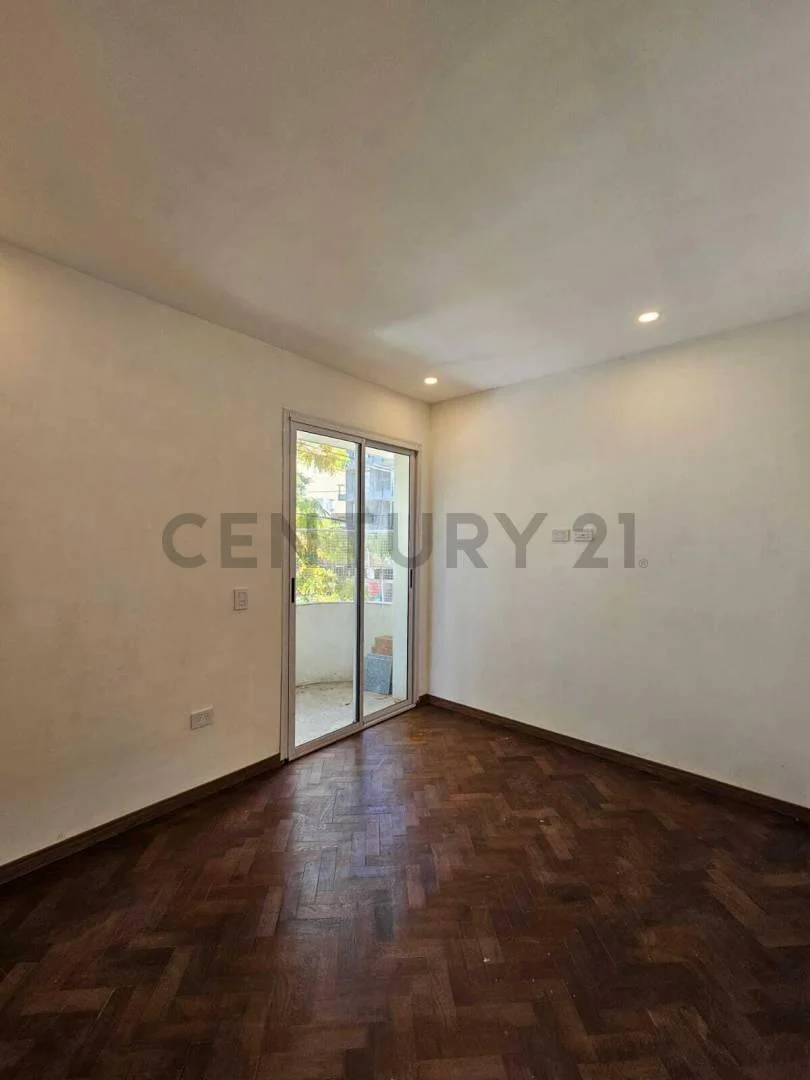 Foto de PH 3 ambientes con balcon en excelente ubicación, imagen 1