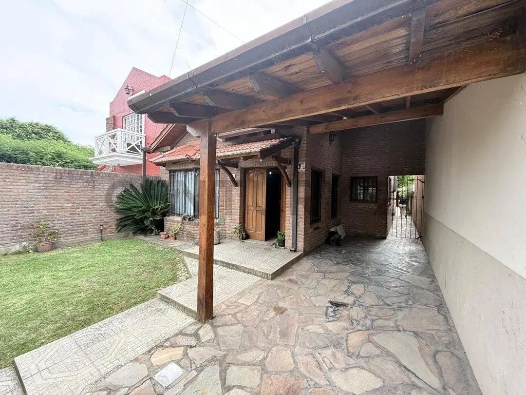 VENTA CASA 4 AMBIENTES PILETA JARDIN MUÑIZ SOBRE LOTE PROPIO 335 M2 EXCELENTE UBICACION 4