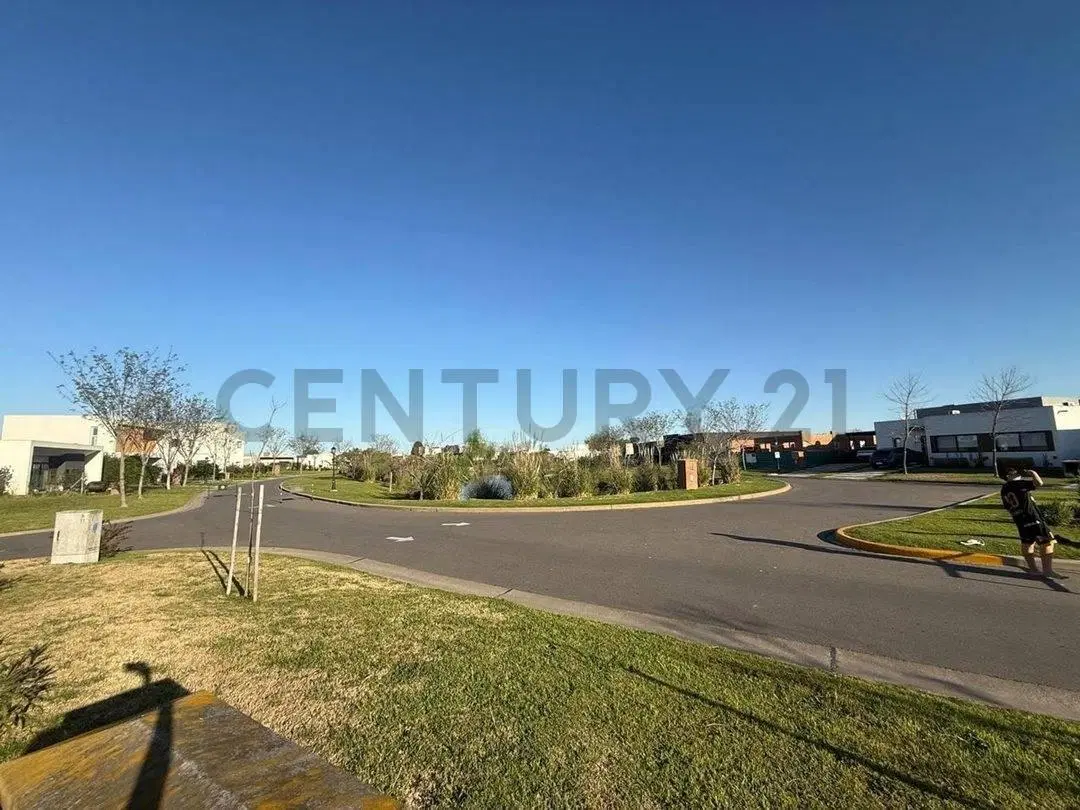 VENTA LOTE 483 M2 PILAR DEL ESTE BARRIO SAN RAMON 4