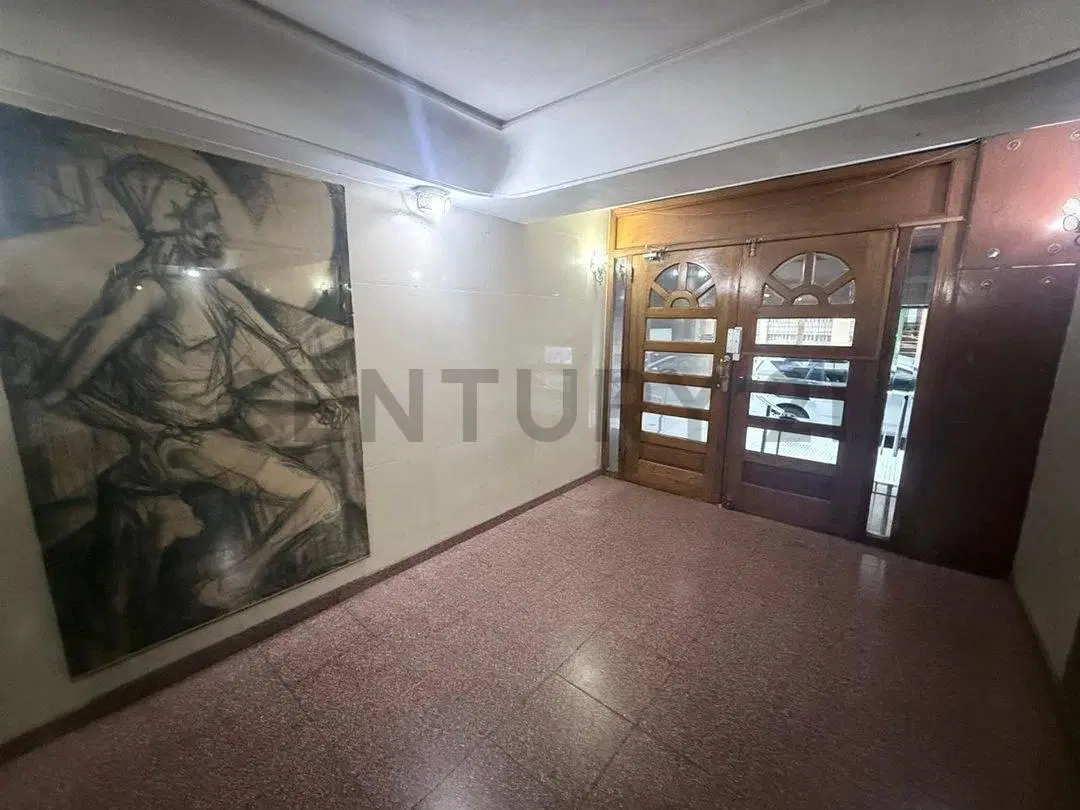 VENTA DEPARTAMENTO DE 2 AMBIENTES  EN BALVANERA MUY LUMINOSO PISO 20 3