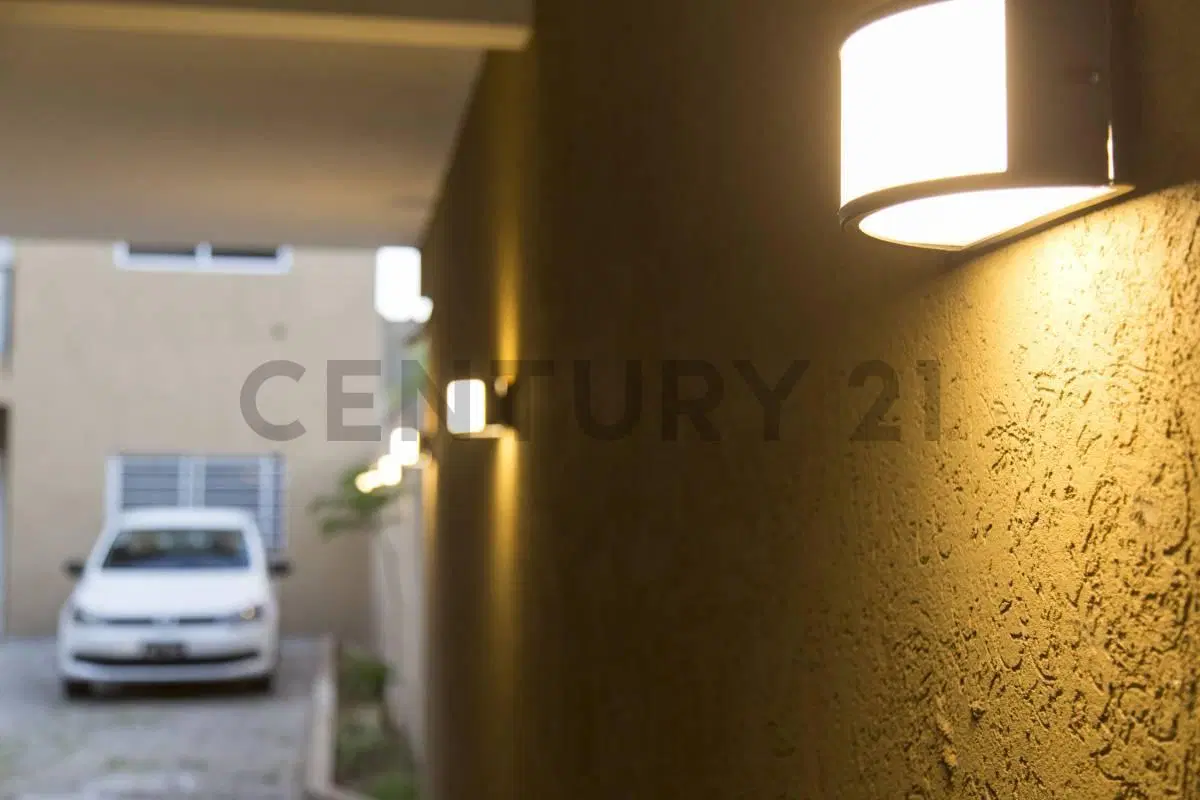 VENTA DEPTO 3 AMBIENTES CON COCHERA Y BALCÓN EN JOSÉ C. PAZ 3
