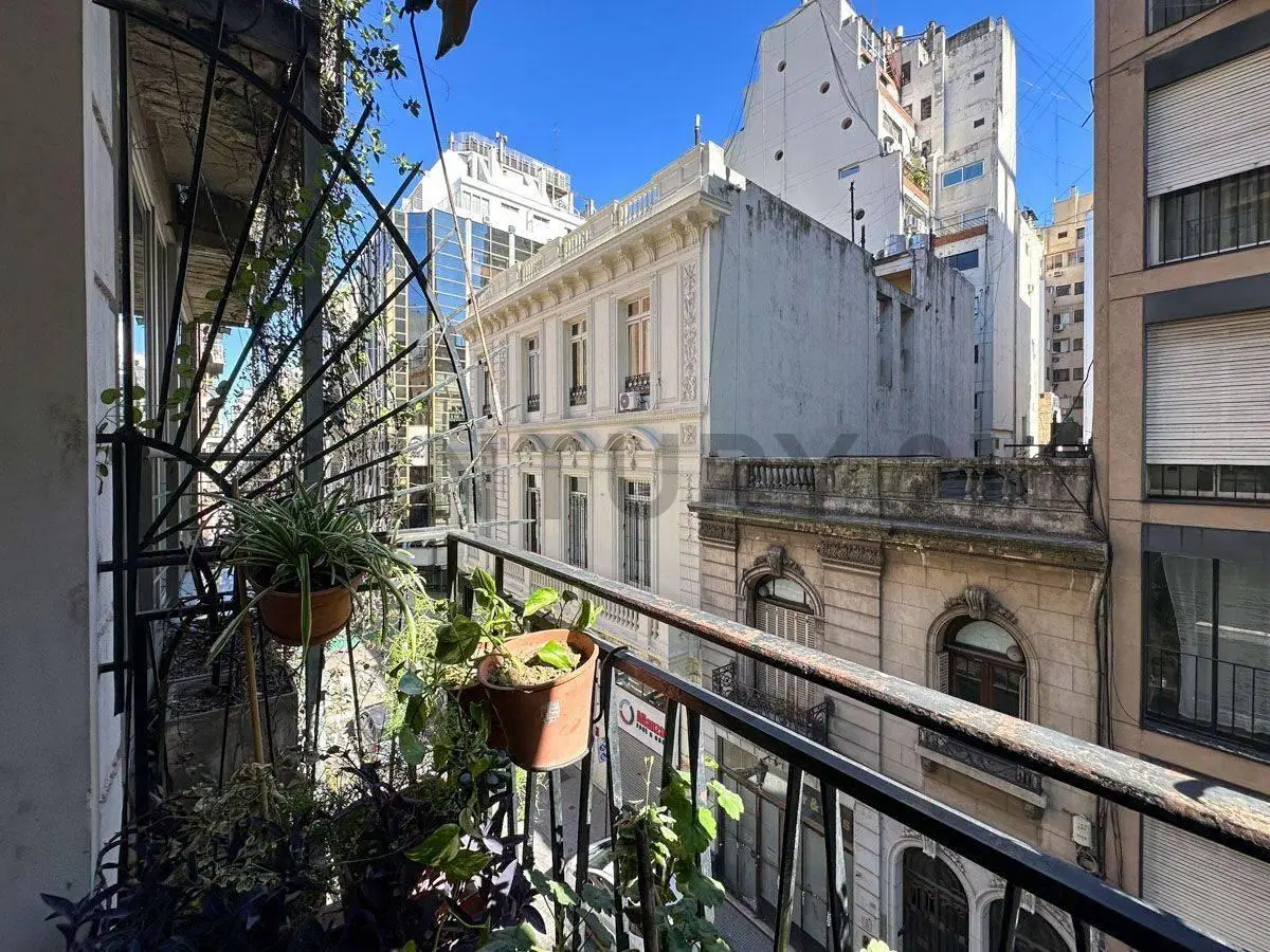 VENTA DEPTO 4 AMBIENTES RETIRO 2